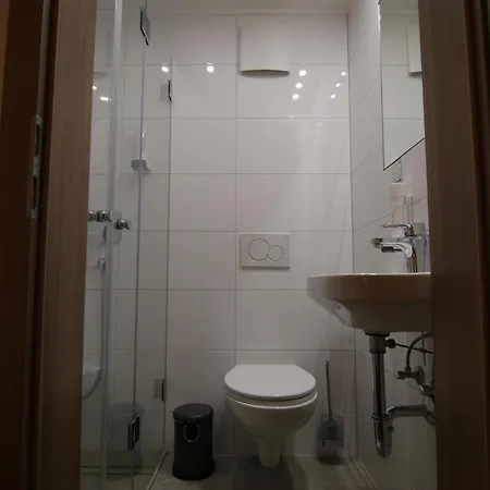Amici Room´s - Kumpfmühler Kastell Bed and breakfast Ratisbona