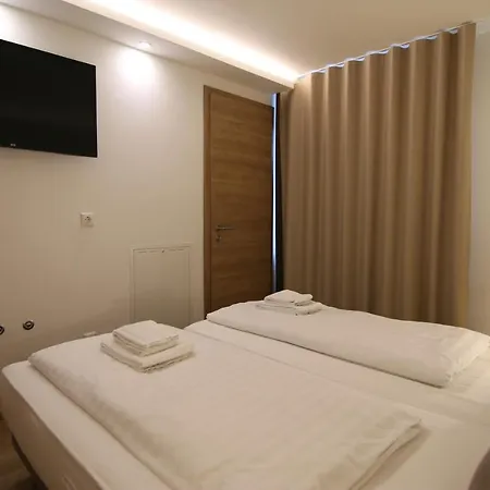 Amici Room´s - Kumpfmühler Kastell